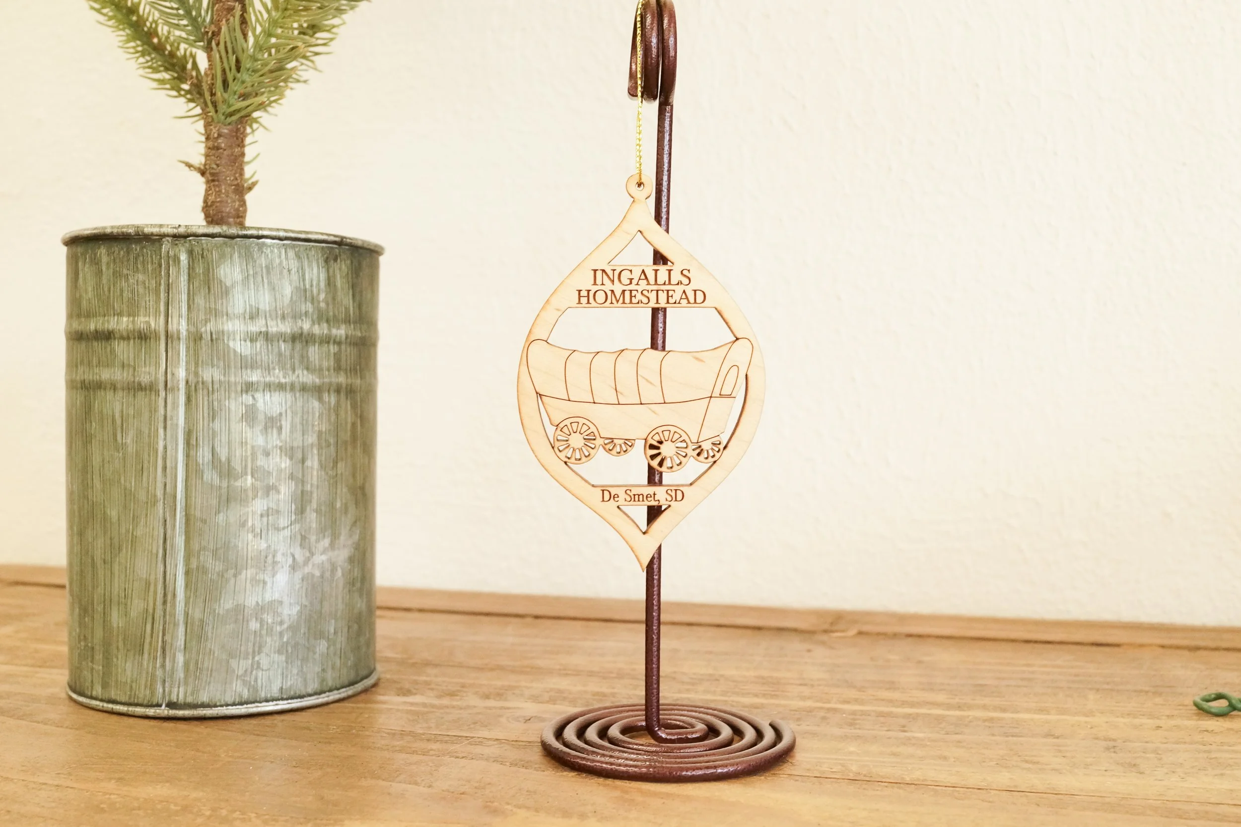 Fiddle Ornament — Ingalls Homestead